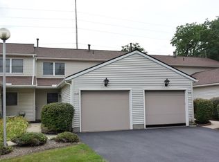 1930 Lillian Rd, Stow, OH 44224