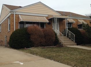 9956 Agatite Ct, Schiller Park, IL