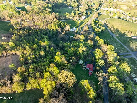 5th image of 6240 Chestnut Ridge Rd