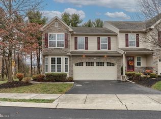 100 Needlewood Dr, Harrisburg, PA 17112