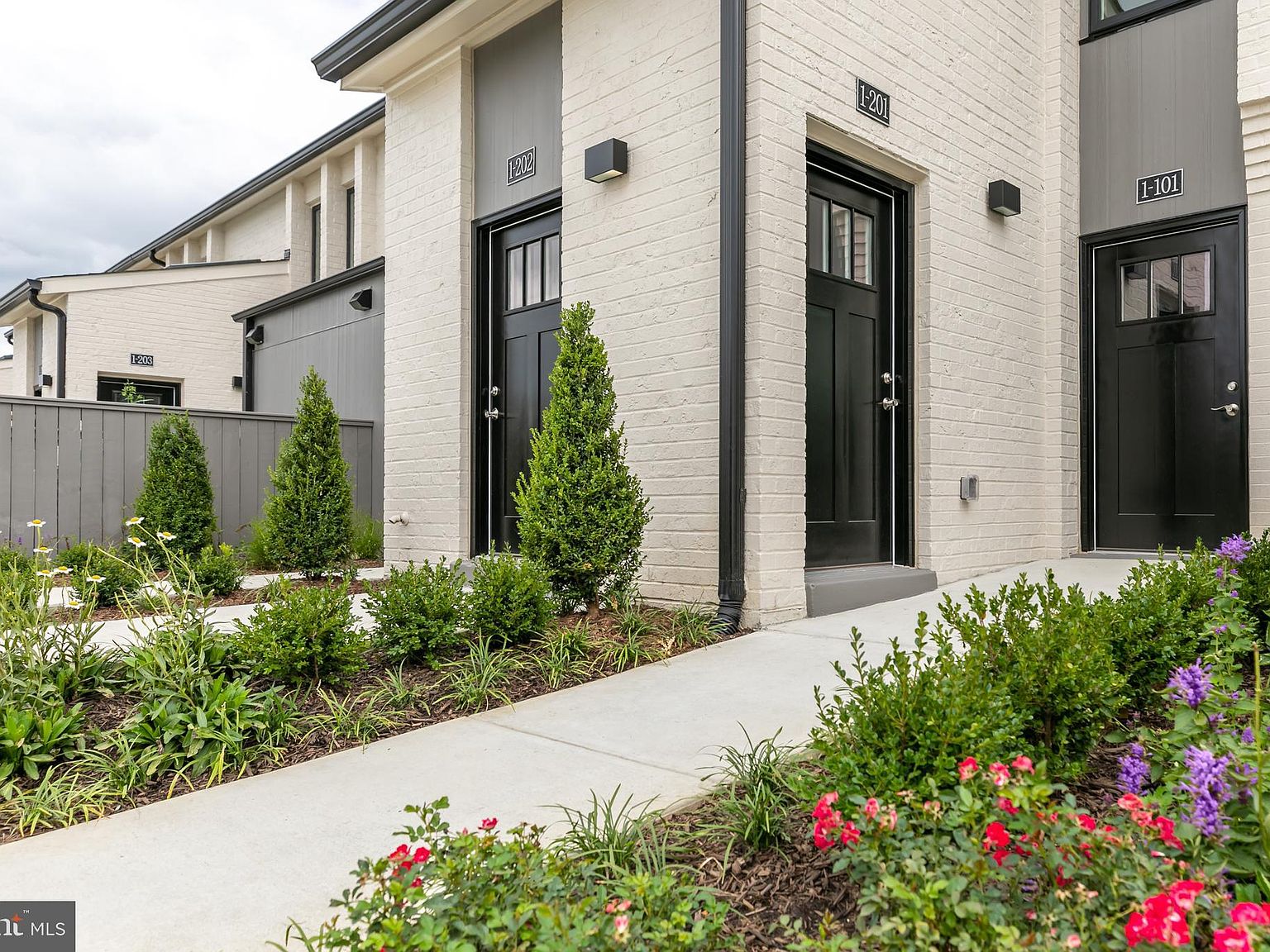 19500 Village Walk Dr BUILDING 1102, Montgomery Village, MD 20886 Zillow