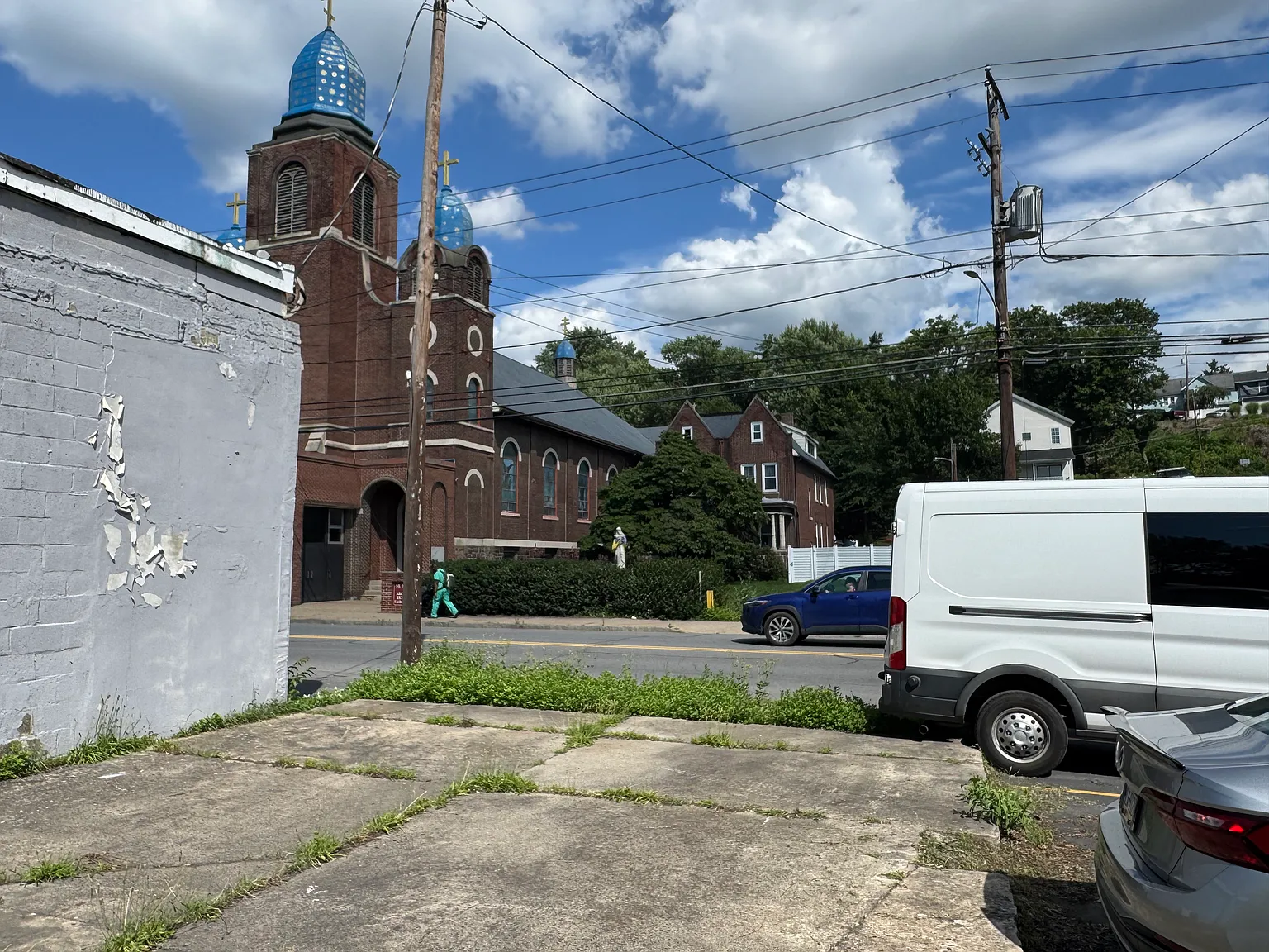 Studio, 3200 sqft, $1,800 — Photo 2