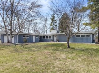 837 North Carter STREET, Genoa City, WI