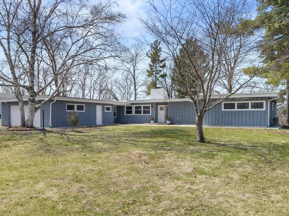 837 North Carter STREET, Genoa City, WI 53128