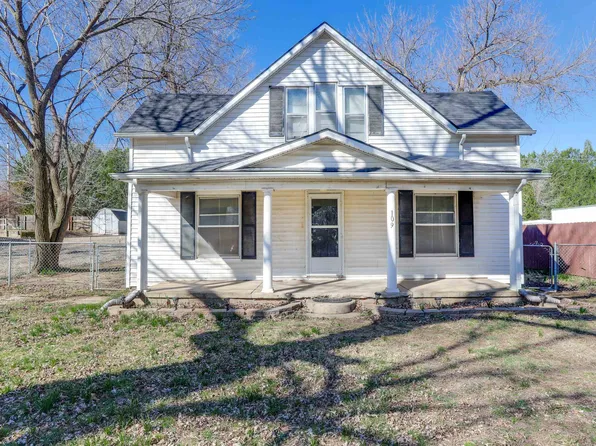 109 S King St, Maize, KS 67101
