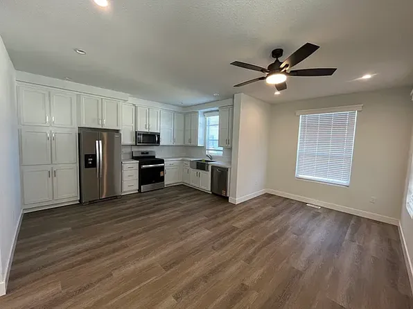 Rancho Estates Mobile Home Park, 7465 Hollister Ave Space 113, Goleta, CA 93117