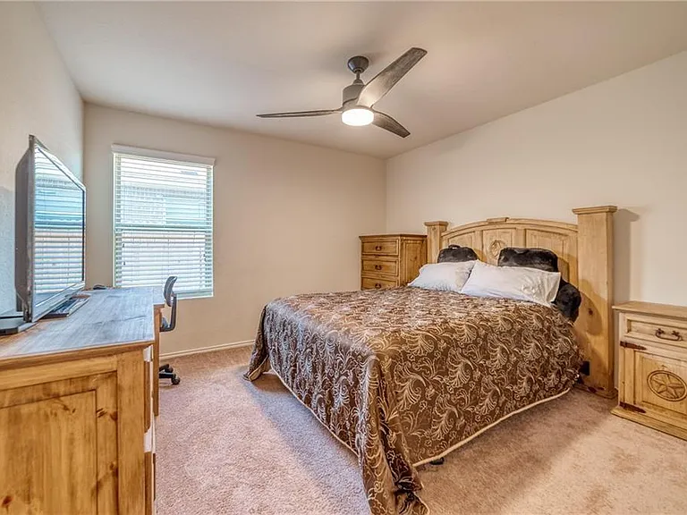 2100 Littleton Dr — Photo 16