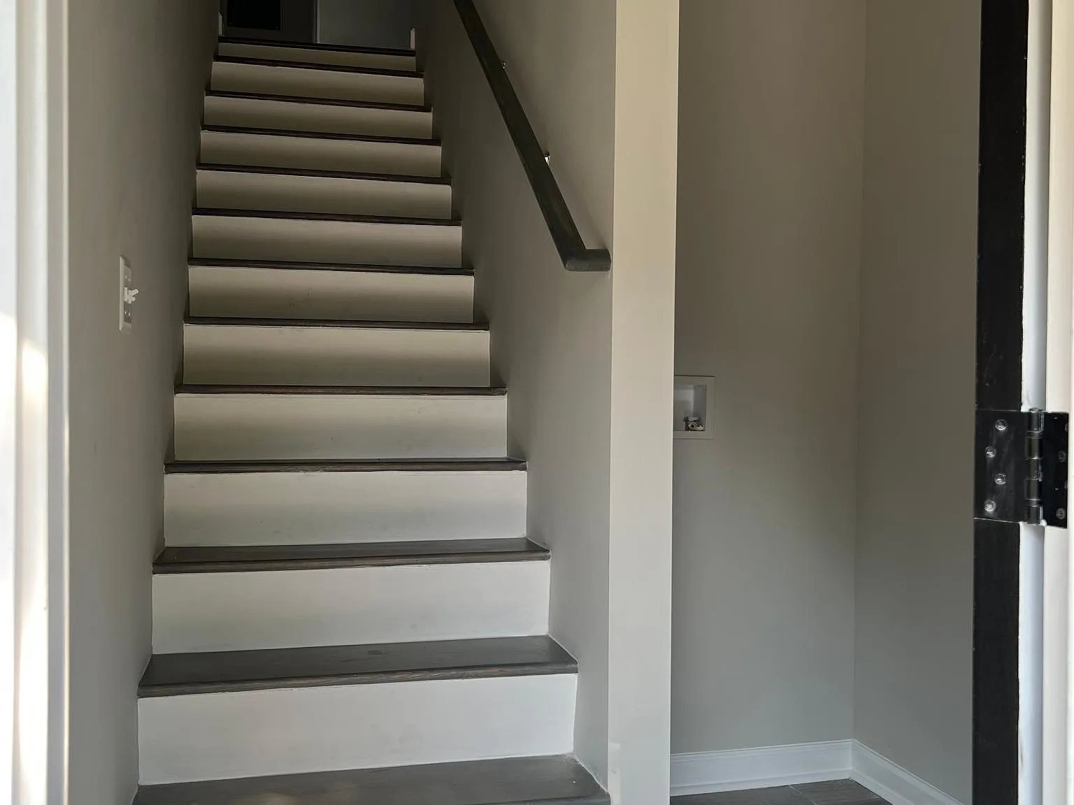 2744 Augusta Ave — Photo 3