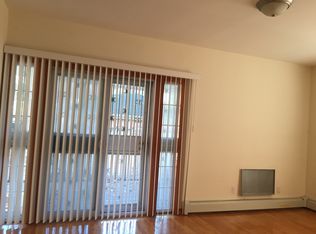 4655 162nd St, Flushing, NY 11358