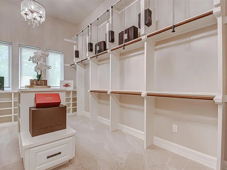 33202 W Haddon Ct — Photo 26