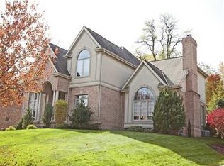110 Golfview Dr, Gibsonia, PA 15044