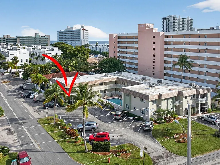 1450 N Riverside Dr #101 — Photo 36