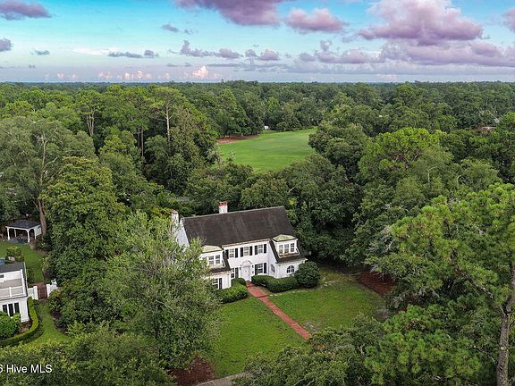 2nd image of 1517 Country Club Road