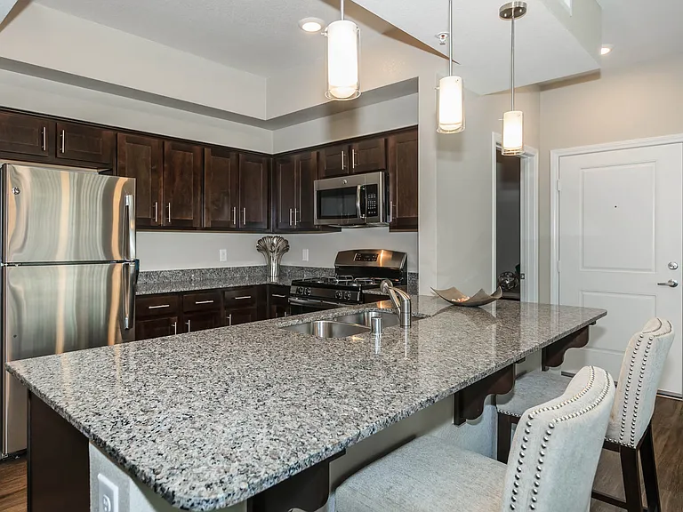 B2 1175 SQFT 2 Bed 2 Bath