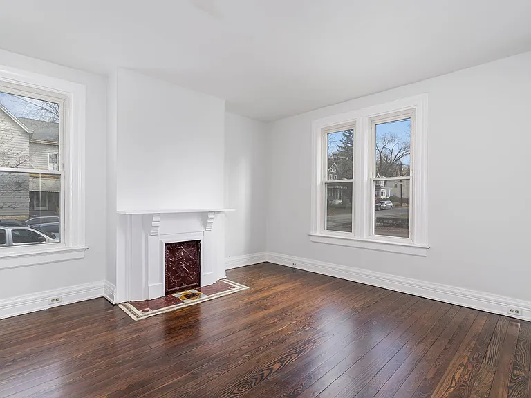 5123 Glenshade Ave — Photo 2