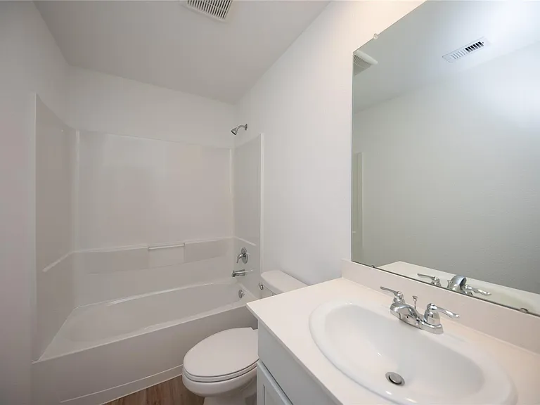 7235 Gorrian — Photo 25