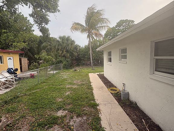 Side yard
