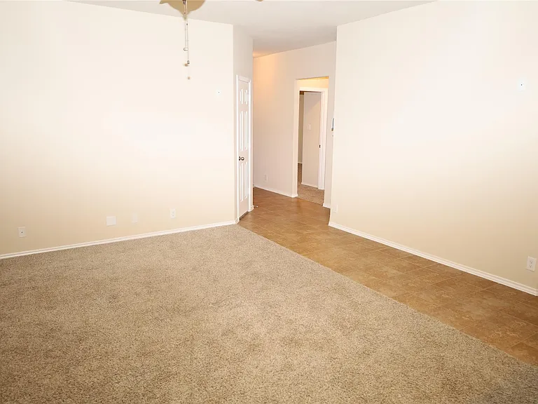 1804 Golden Arrow Ave — Photo 5