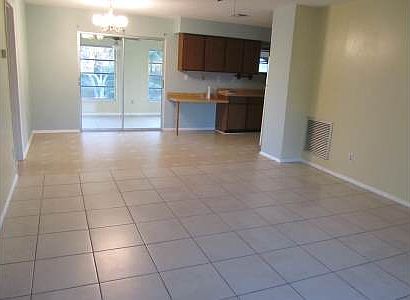 5th image of 1251 Shamrock Dr