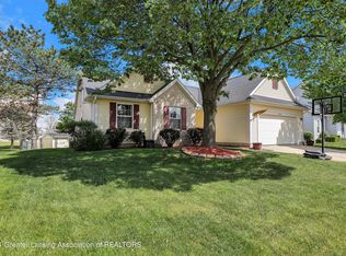 1920 Hollowbrook Dr, Holt, MI 48842