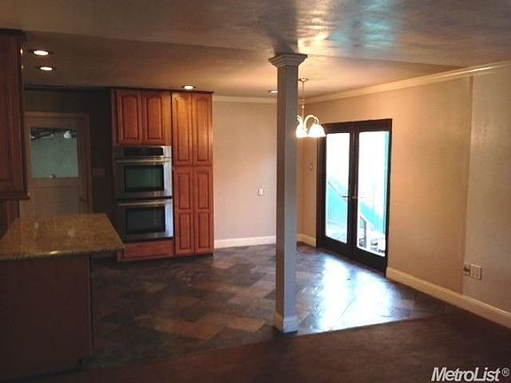 3rd image of 1212 Norfolk Ave