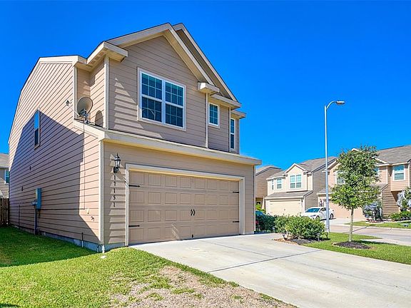 2nd image of 17151 Sugar Crystal Dr