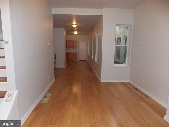 3rd image of 4310 Wyalusing Ave