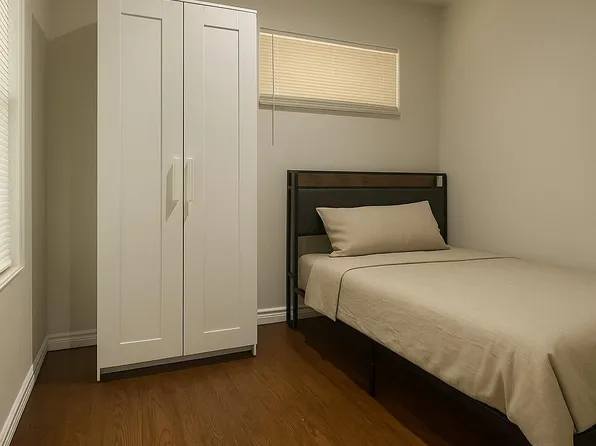 (undisclosed Address), Arlington, TX 76006