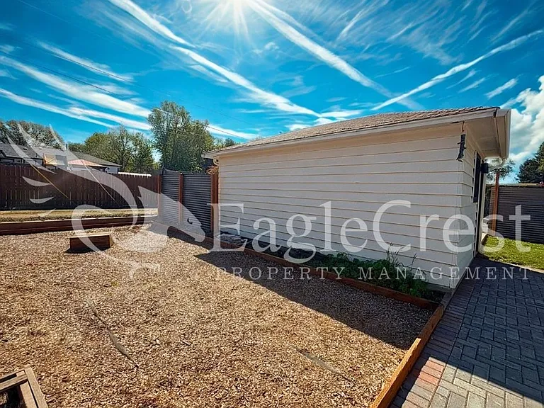 1339 Modoc St — Photo 49