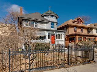 1240 W Lunt Ave, Chicago, IL 60626