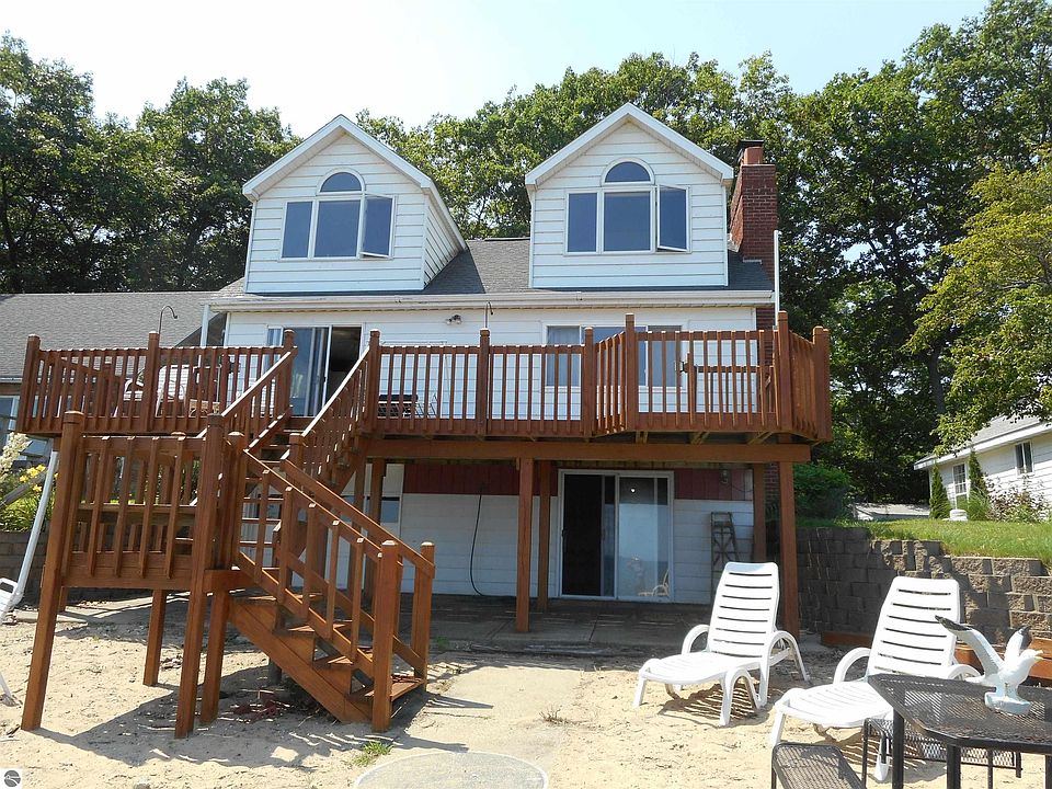 1545 Douglas Dr, Tawas City, MI 48763 MLS 1925305 Zillow