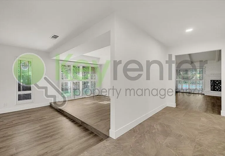 304 Diamond Oaks Rd — Photo 4