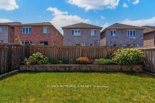 55 Formosa Ave — Photo 23