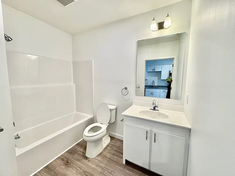 915 N Broad St #608 — Photo 16