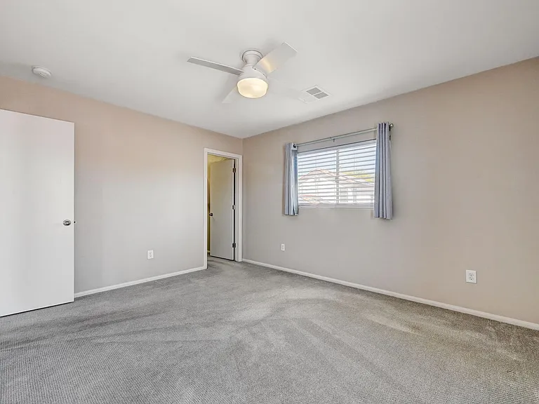 11092 Verismo St — Photo 34