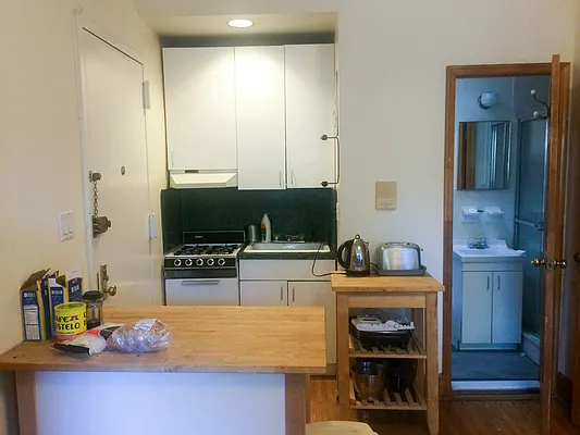 Rented by Francine Realty | media 30