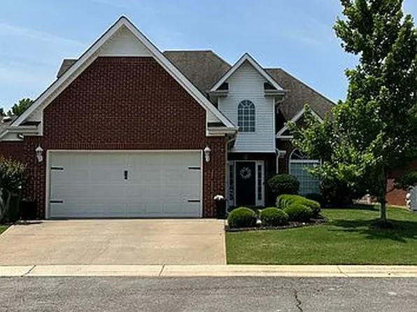 104 Helen Court One, Tuscumbia, AL 35674