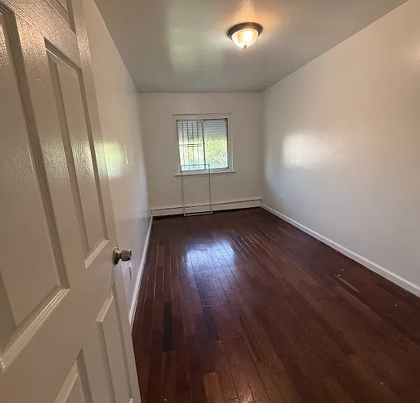 1004 Elder Ave #3 — Photo 6