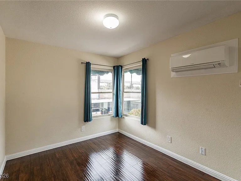 450 Elm Dr #206 — Photo 19