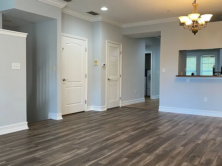3720 Messina Dr — Photo 14