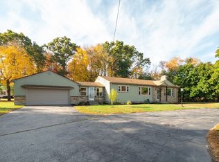 454 Center St, Bellingham, MA 02019