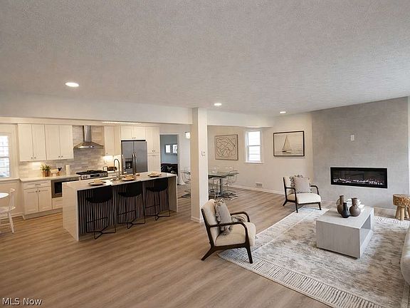 4th image of 2060 Langerdale Rd
