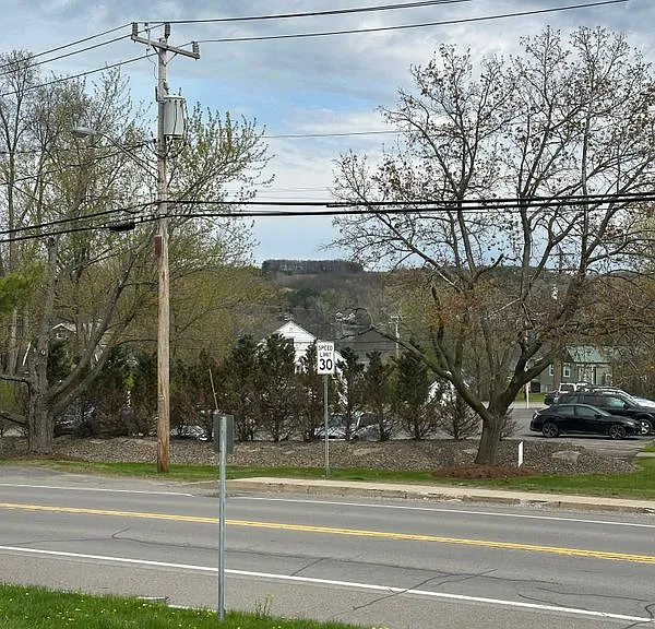 118 Central Ave #MAIN HOUSE — Photo 17