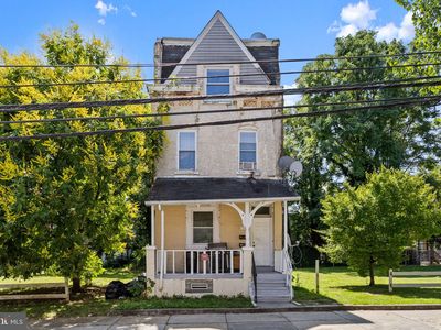 3908 Brown St, Philadelphia, PA, 19104