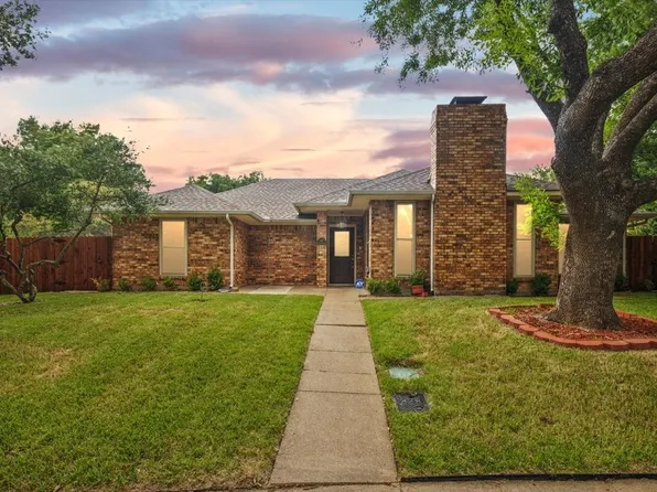 107 Buffalo Creek Cir, Waxahachie, TX 75165