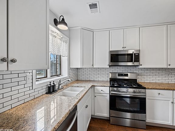 5th image of 5 Potawatomie Trl APT 4