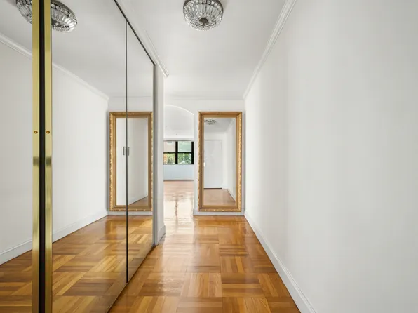 239 East 79th Street image 8 of 11