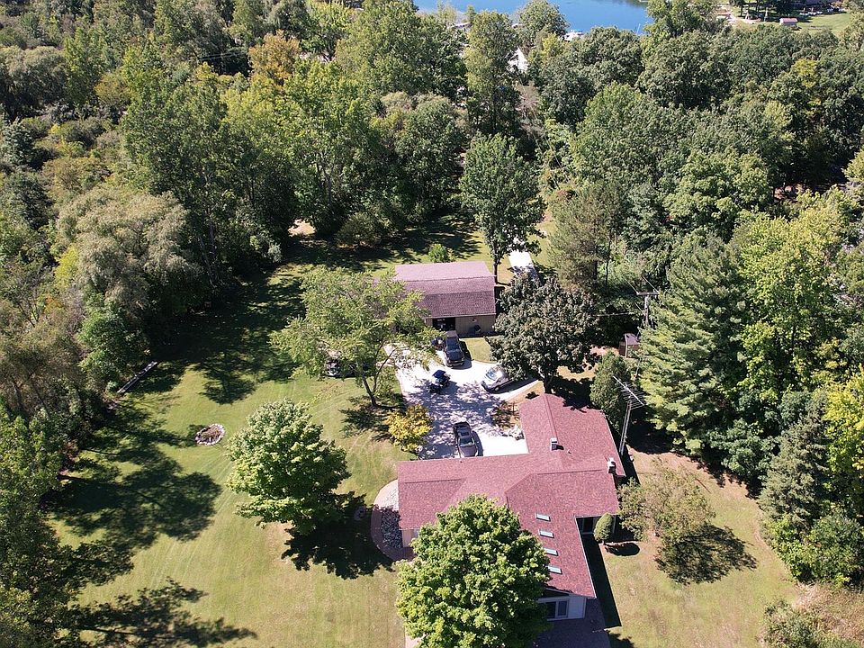 1st image of 1390 Shady Crest Dr