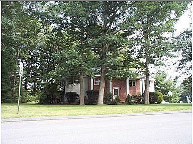 Move In Condition in Waterford Village