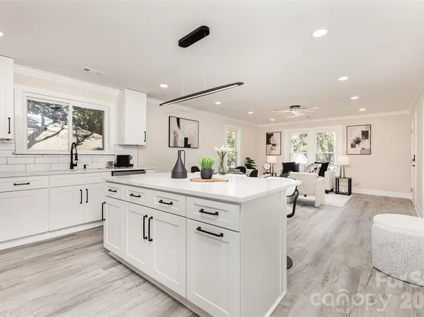 823 Frederick St, Shelby, NC 28150